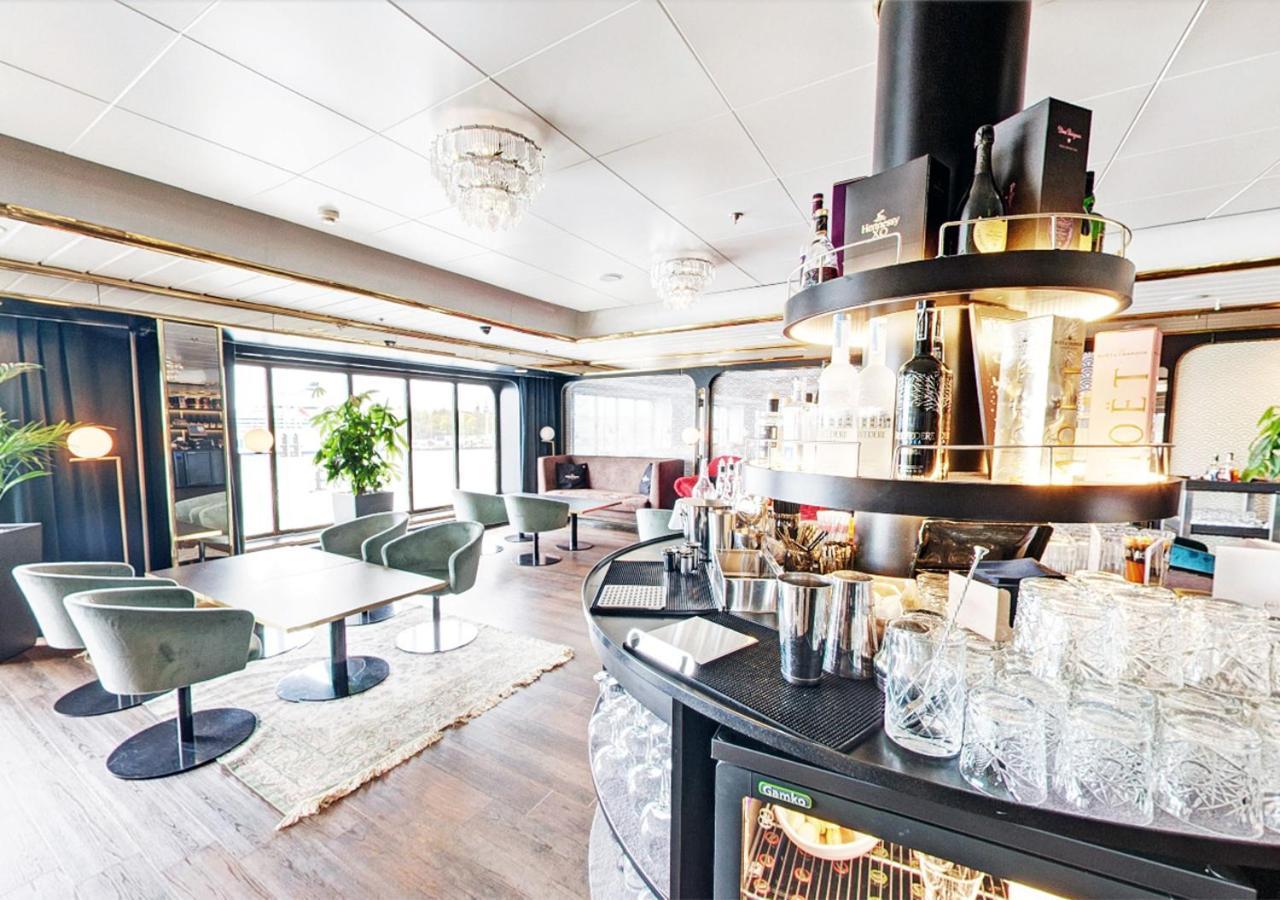 Viking Line Ferry Gabriella - One-Way Journey From Helsinki To Stockholm Hotel Exterior photo