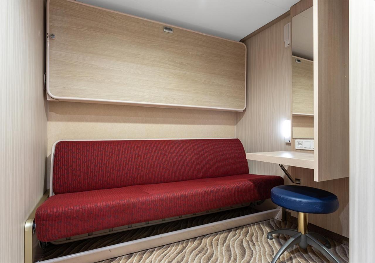 Viking Line Ferry Gabriella - One-Way Journey From Helsinki To Stockholm Hotel Room photo
