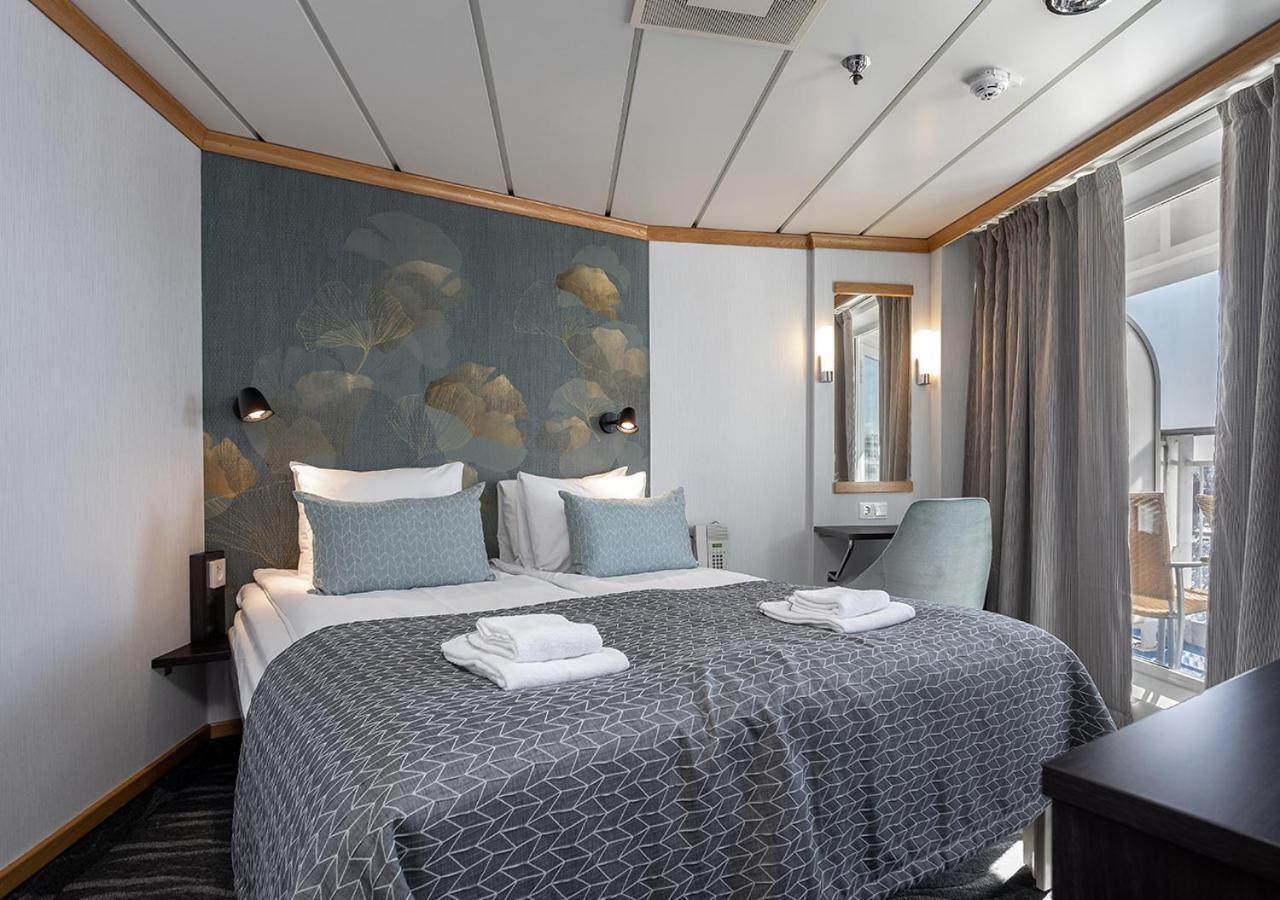 Viking Line Ferry Gabriella - One-Way Journey From Helsinki To Stockholm Hotel Exterior photo
